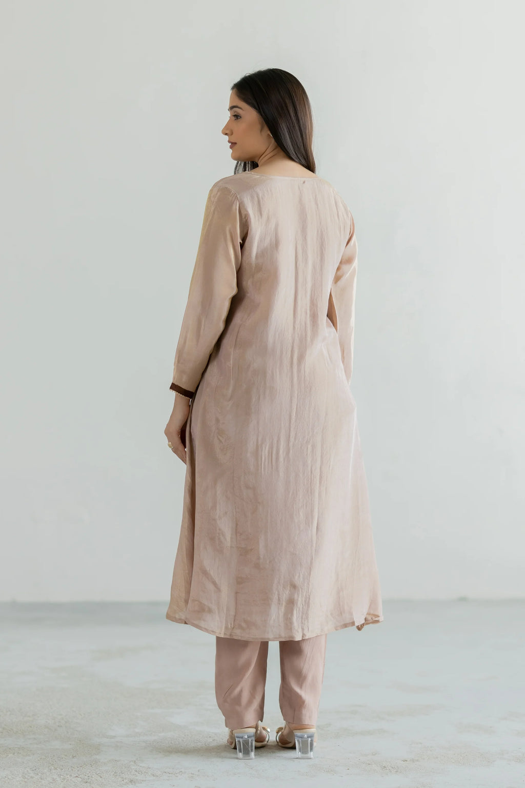 Zareen Shimmer Suit Set