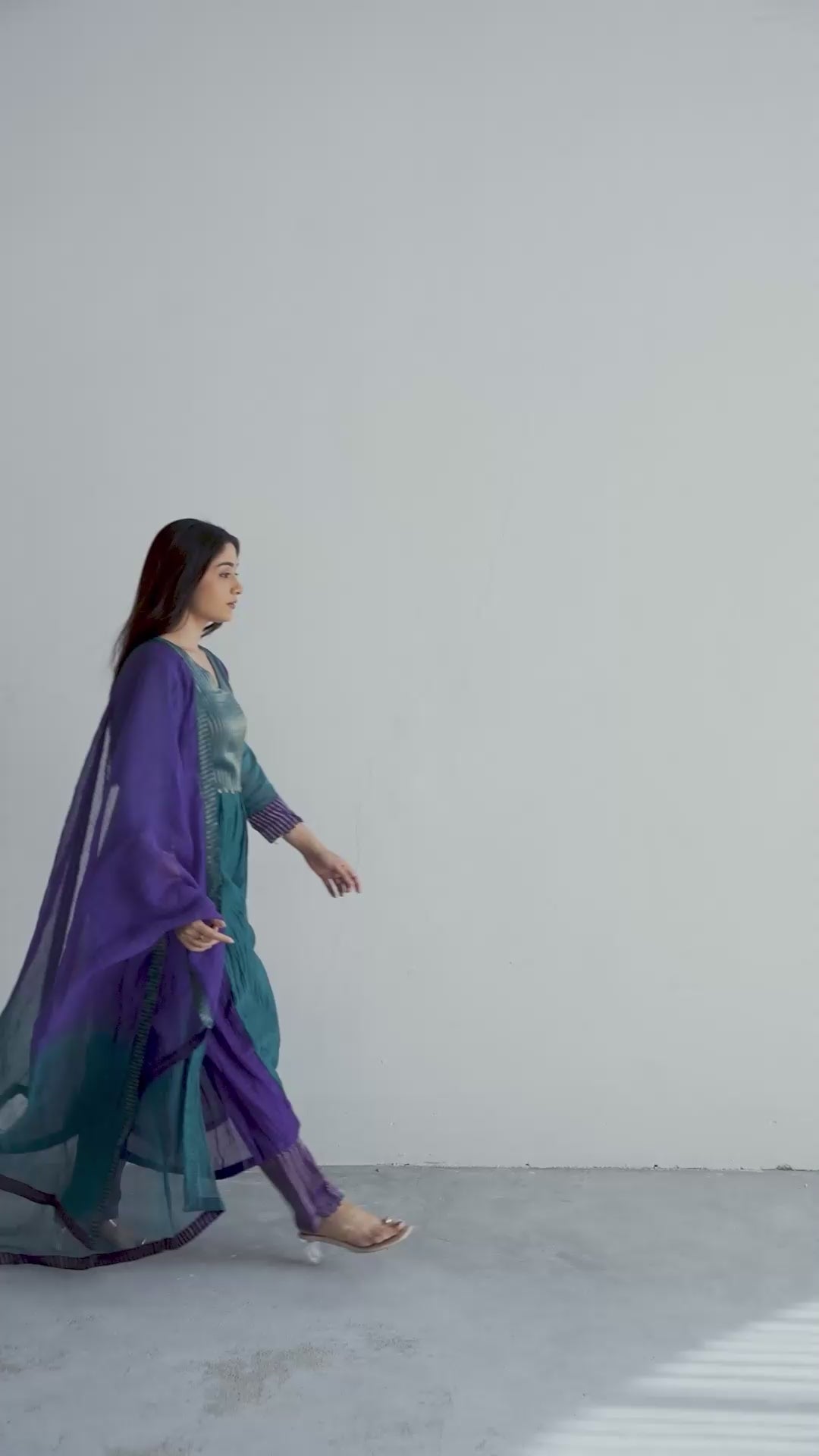 Ira Mul Chanderi Suit Set