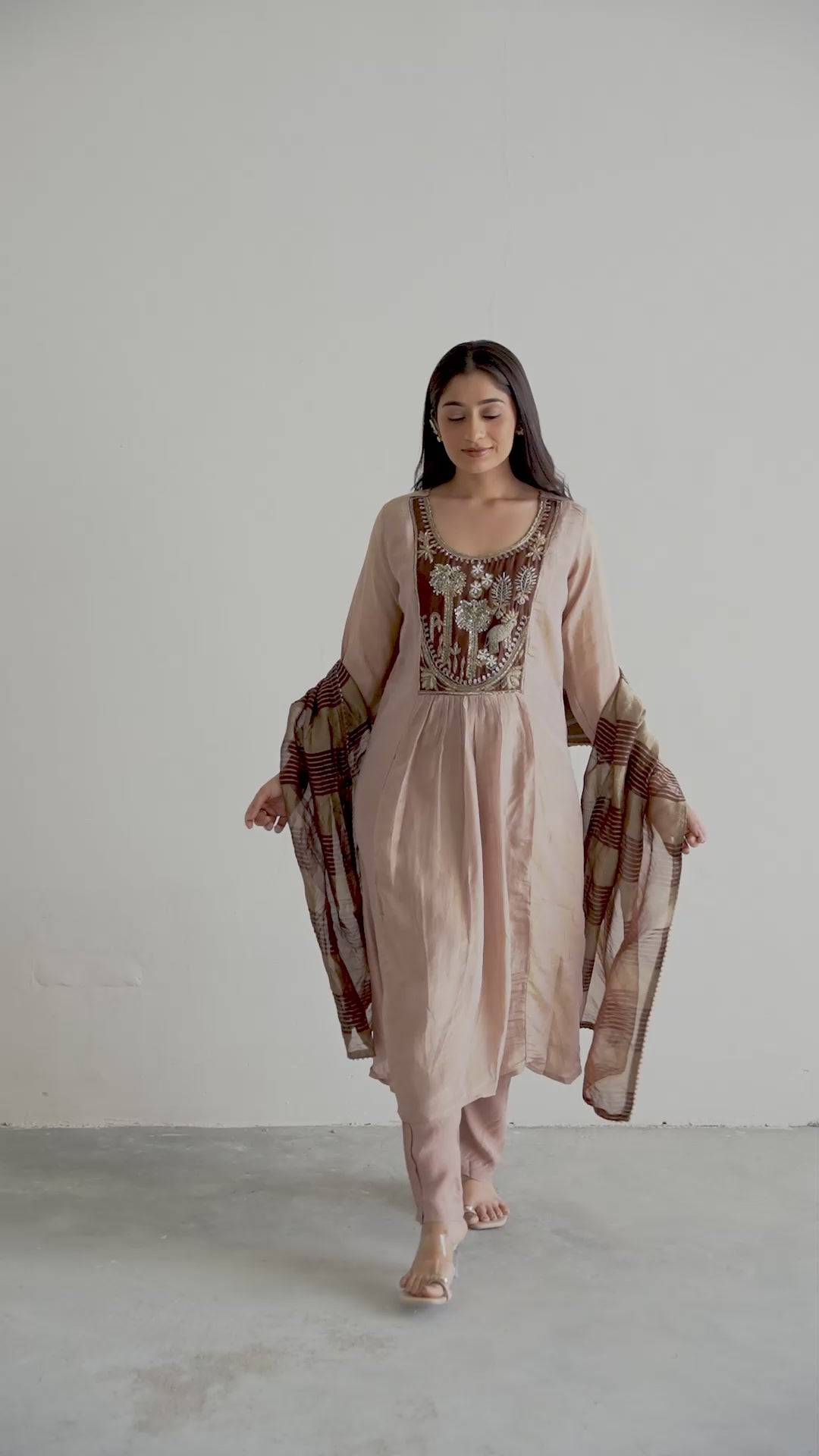Zareen Shimmer Suit Set